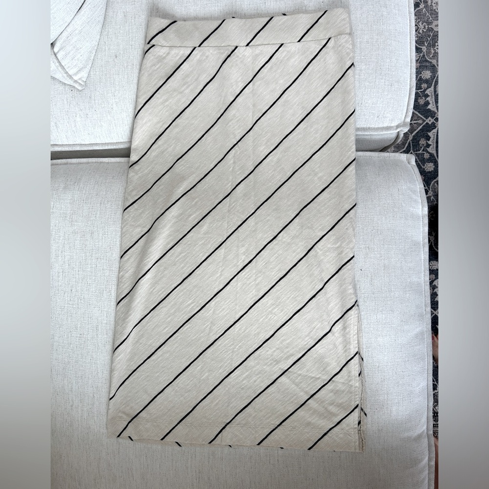 NWT Lou & Grey Skirt, 100% cotton